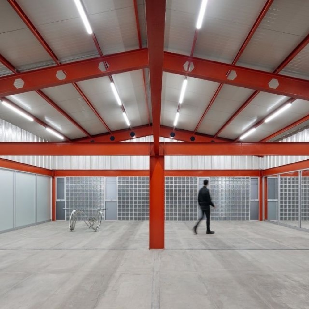 Le boom logistique mondial génère une demande sans précédent pour la construction d’entrepôts en acier d’ici 2026